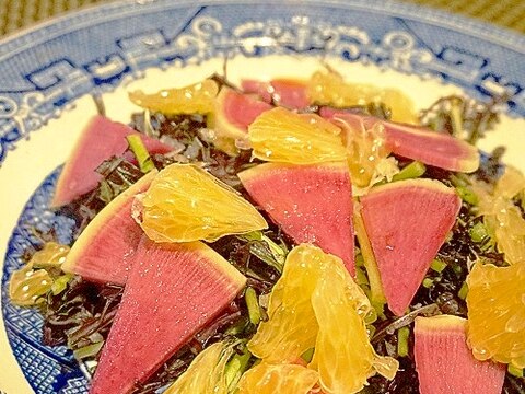 【茨城食材】からし菜と紅心大根のサラダ